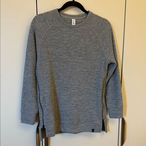 Varley Heather Gray Knit Sweater XS